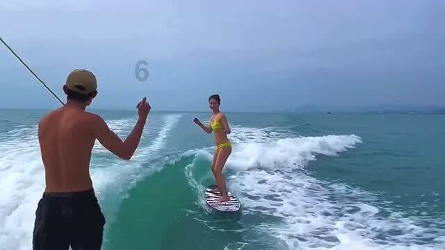 逃离未知丛林
